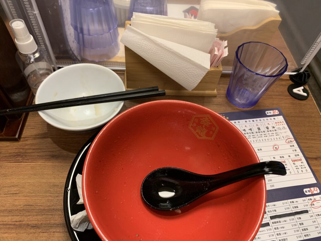 博多幸隆-'ˋ小醬油拉麵(完食))